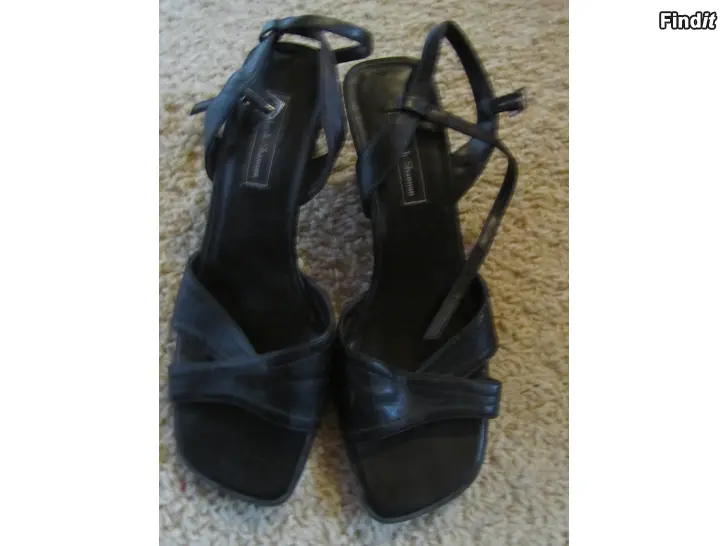 Myydään Mustat korkokengät, nahkaa, koko 38