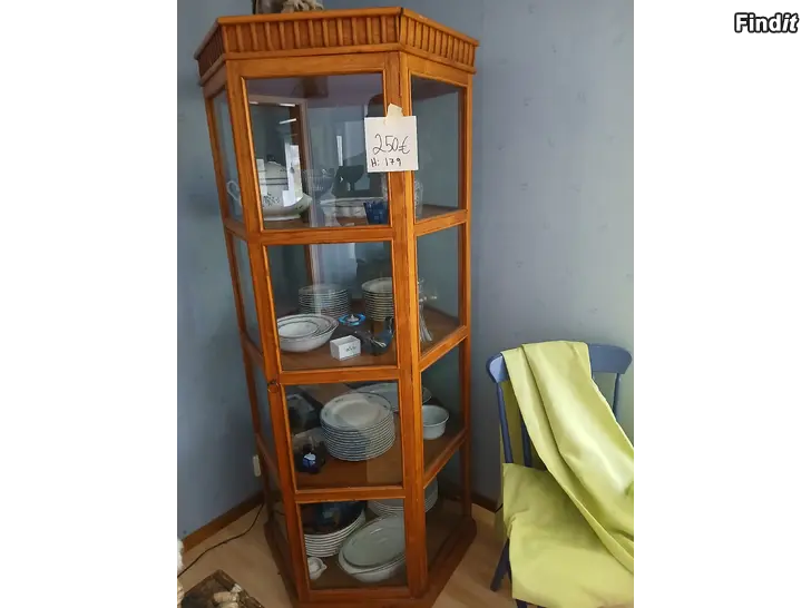 Säljes Vitrinskåp
