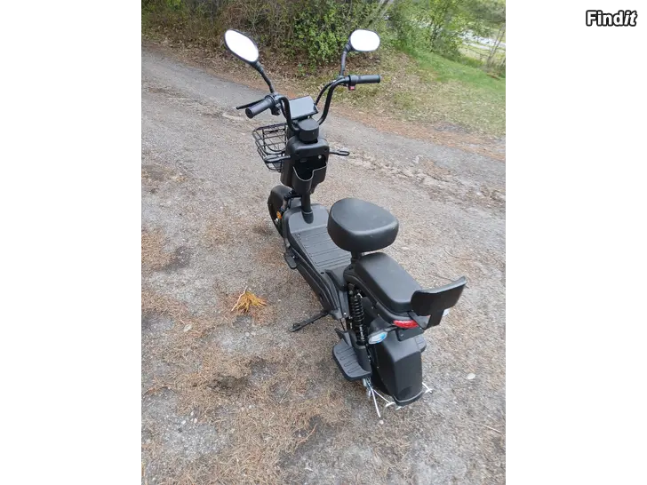 Myydään Motokettu Mini Fly sähköskootteri