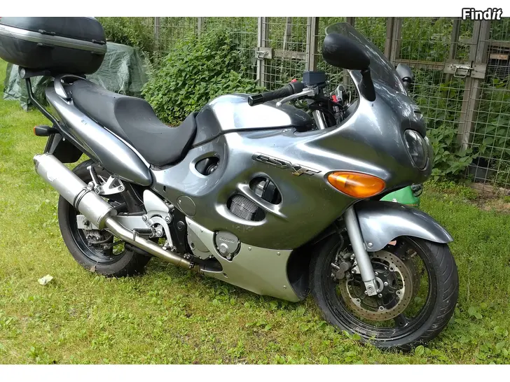 Myydään Suzuki 750 GSX- F