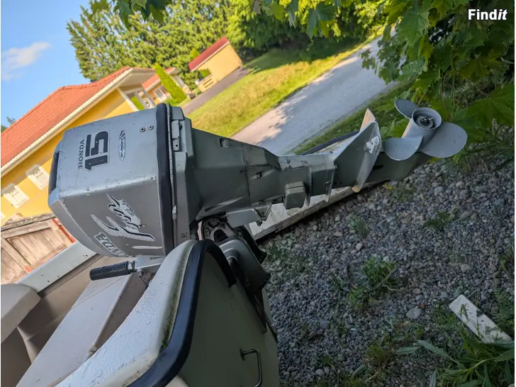 Myydään Honda 15 Hp  nelari