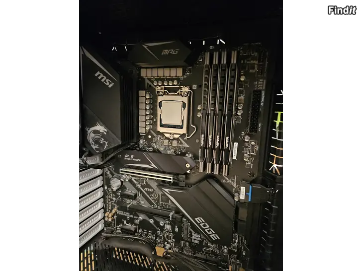 Säljes i7 10700k + MSI z490 gaming edge + 32GB RAM DDR4 4400 Mhz