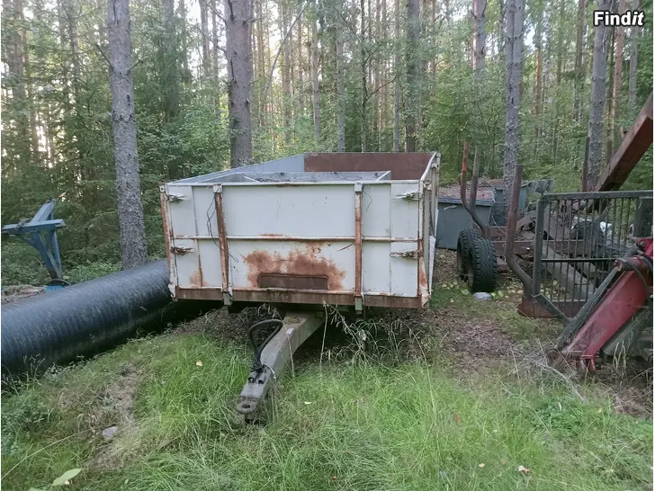 Myydään Velsa 7T kippikärry