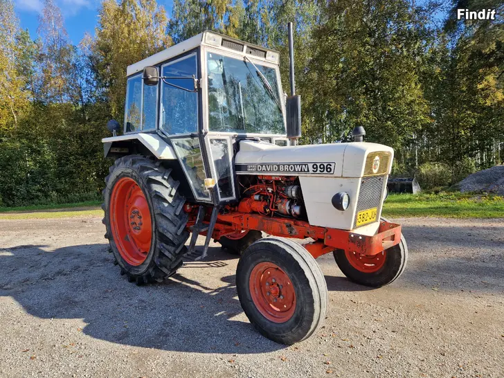 Säljes David Brown 996 med frontlastare