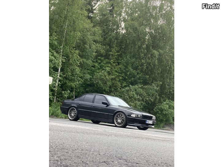 Säljes BMW 740i 1994 E38