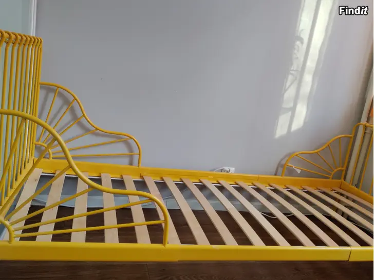 Säljes Ikea Minnen barnsäng