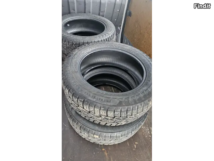 Myydään Nokian hkpl 7 215/60-17 suv 6mm 4kpl