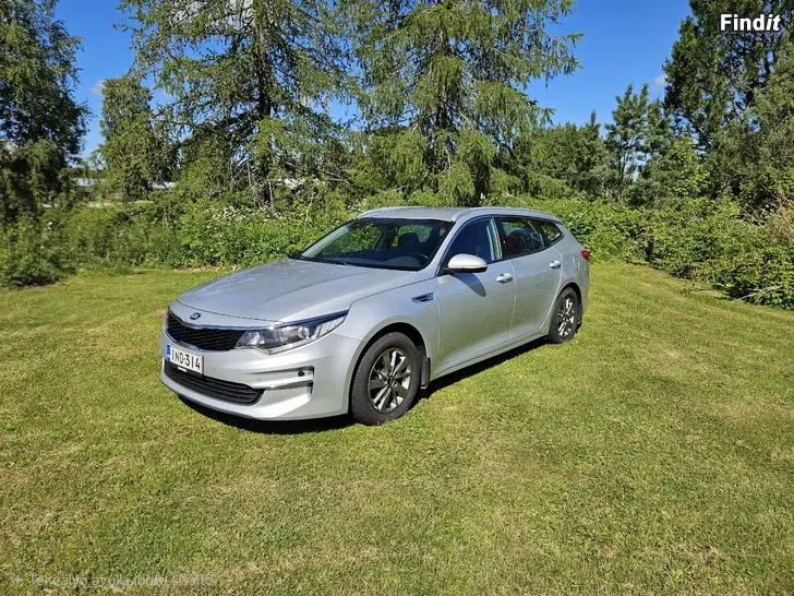 Myydään Tästä siisti Kia Optima tilava farmari perheauto uuteen kotiin