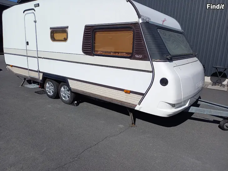 Uthyres SOLIFER 5602i  asuntovaunu