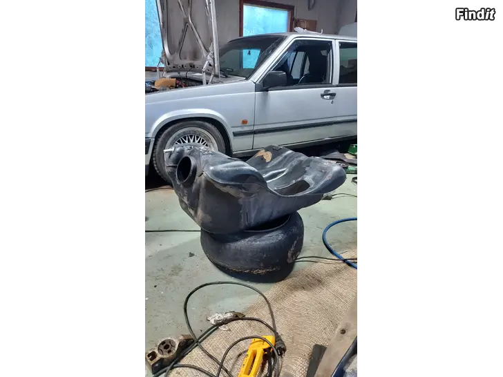 Säljes BRÄNSLETANK VOLVO 7/940