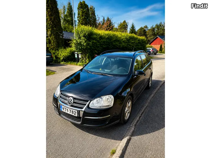 Myydään Volkswagen Golf Variant 1.4 TSI 140 hv  Katsastettu 06/2027 asti