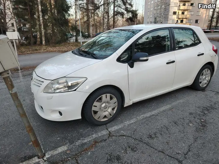 Säljes Toyota Auris 2011 Diesel