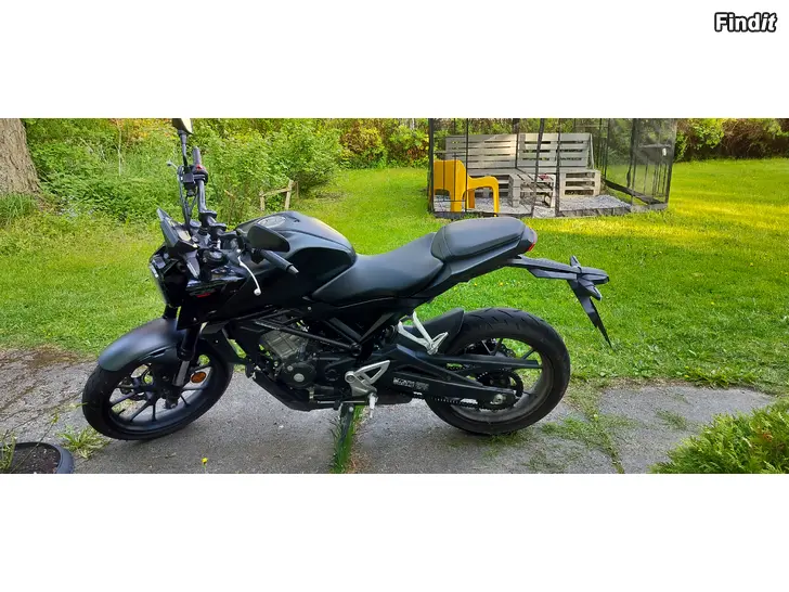 Myydään Myydään Honda CBR