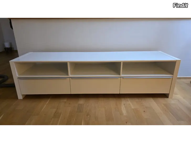 Säljes Tv bänk / byrå