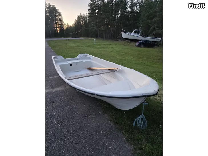 Myydään Fish-boy 450