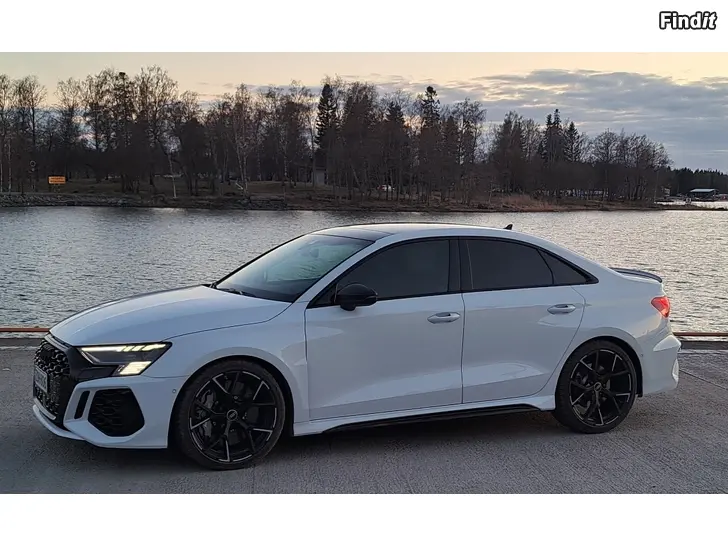 Säljes Audi RS3