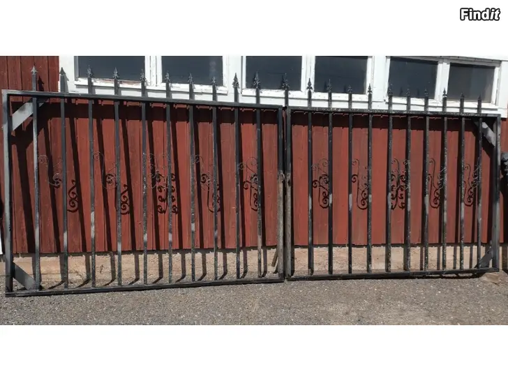 Säljes Gammal järnport