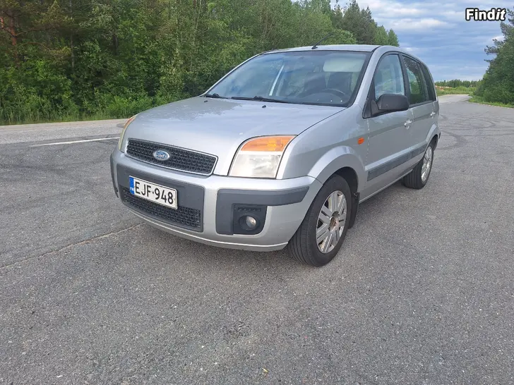 Myydään FORD FUSION 1.6I TILA AUTO