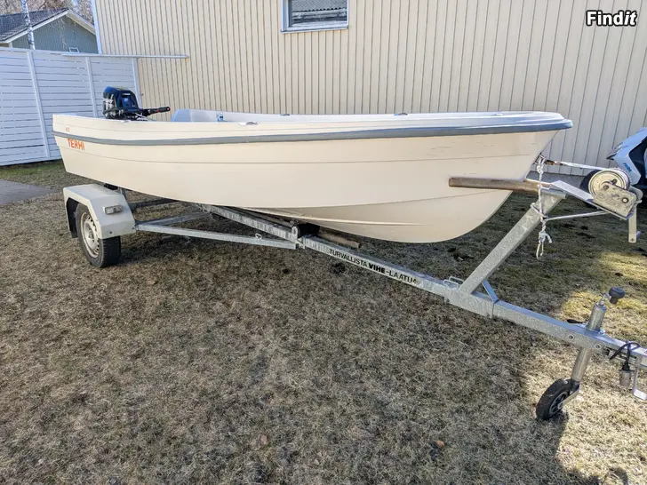 Myydään Terhi 400 + Mercury 9.9hk 4-takt inkl. trailer