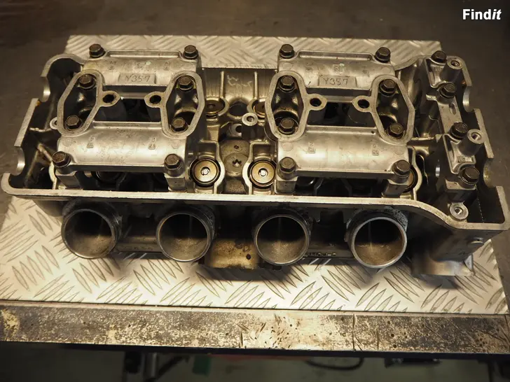 Säljes Honda CBR 900 RR SC50 02-03 osia