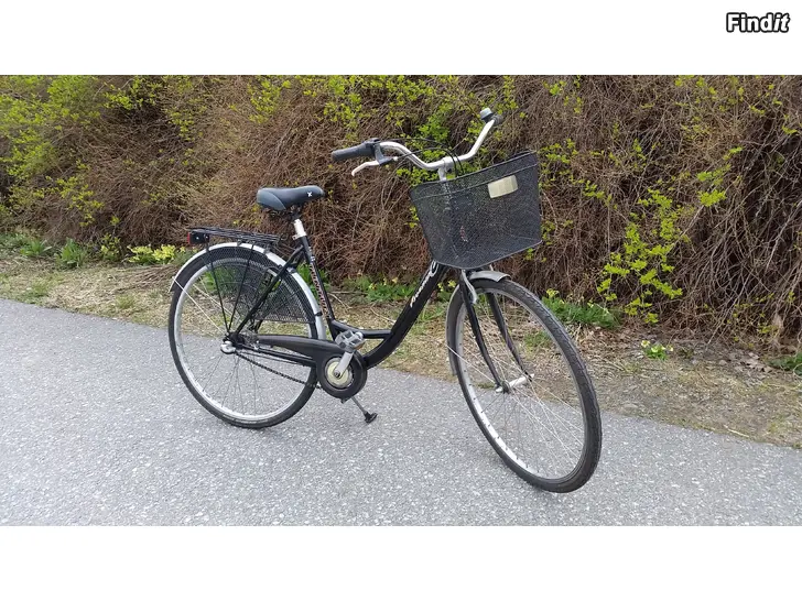 Myydään Tunturi 3-vaihteinen naistenpyörä 28tum Shimano vaihteet 135e
