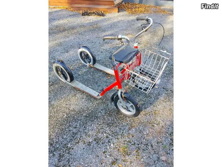 Säljes Hjulsparkare åt äldre