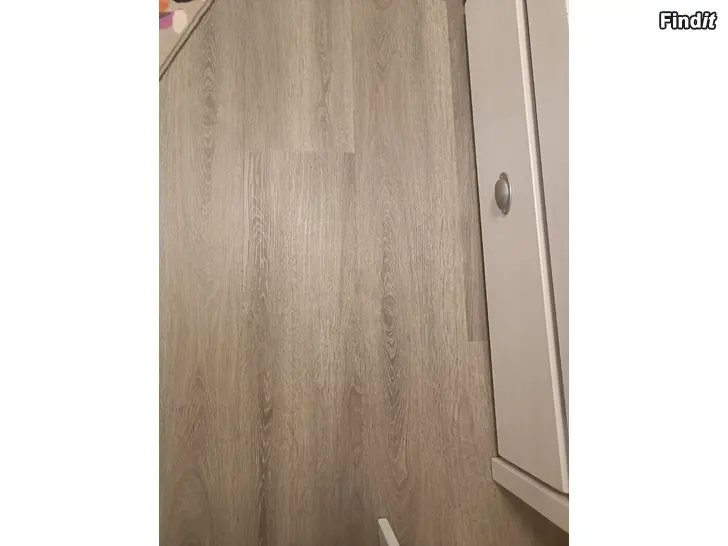 Myydään Lankku vinyyliä uutta