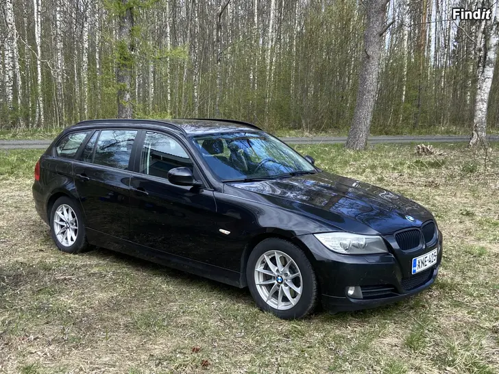 Myydään Bmw 320d e91 -11