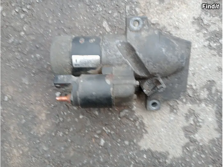 Myydään Audi A3 S3 1,8T automaatti 2002 käynnistysmoottori 09A911023