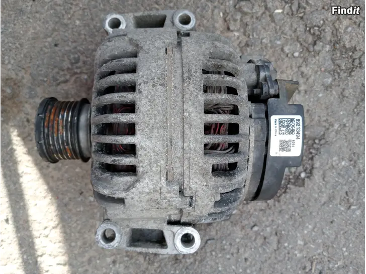 Myydään MB Vito 115 CDi 2006 laturi 200A