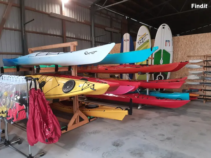 Säljes West Canoe finns i nya utrymmen