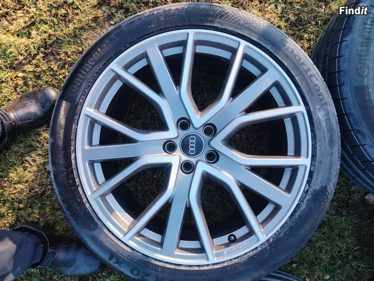 Säljes Audi fälgar 20
