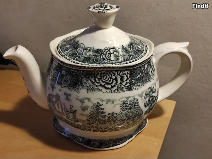 Myydään Arabia Maisema teekannu, v. 1932-48