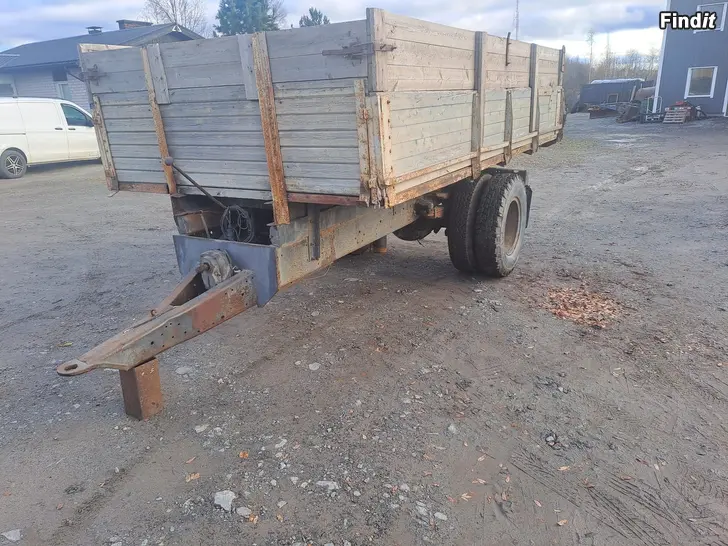 Myydään Kippikärry 1 akselinen