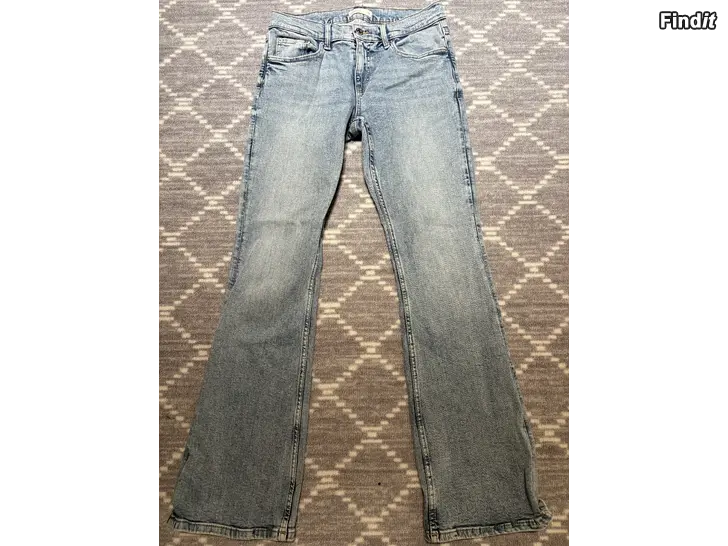 Säljes Gina tricot jeans