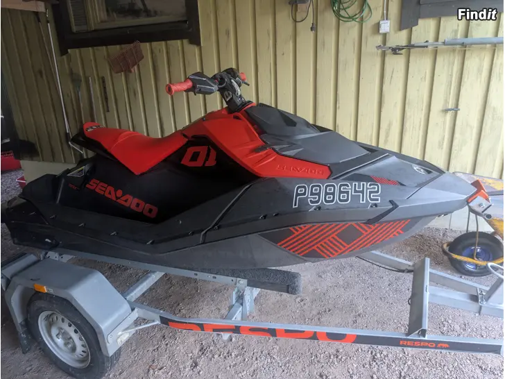 Säljes Sea doo spark trixx 2up