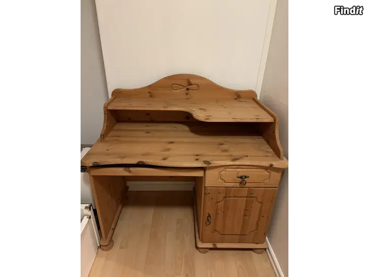 Säljes Skrivbord
