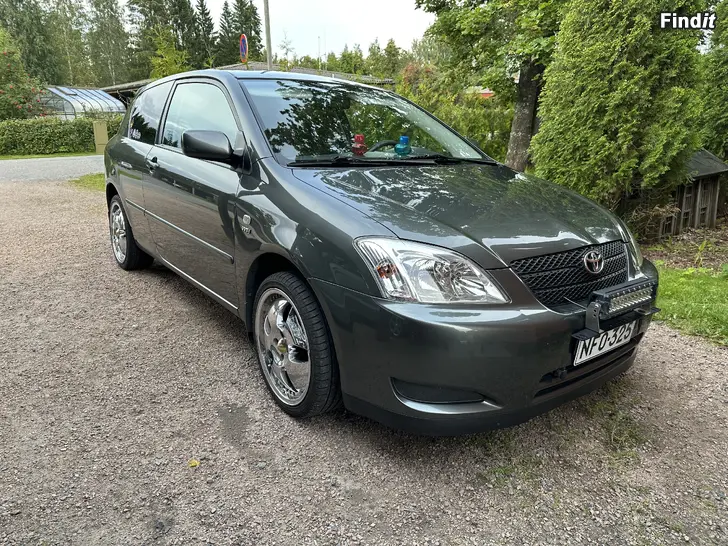 Myydään Toyota Corolla 1.4 VVT-i 2003