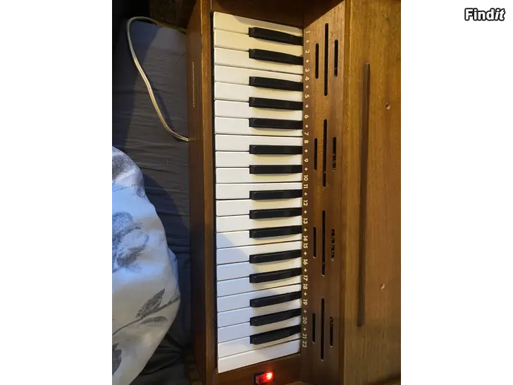 Säljes Baleani Altimoro Orgel