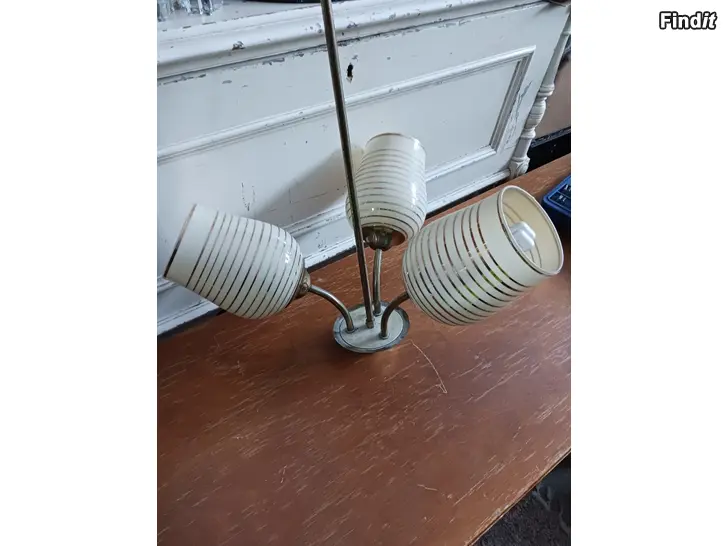 Myydään Vintage Valaisin ITSU