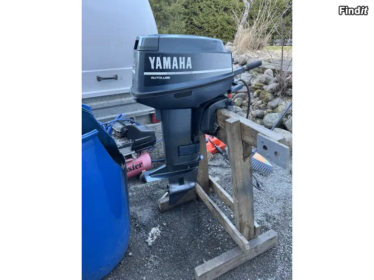 Myydään Yamaha 20 hv autolube