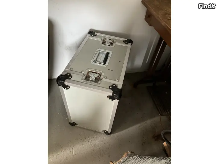 Säljes Case