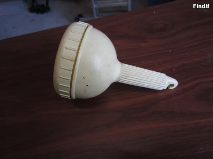 Säljes Vanha Ladan työvalo