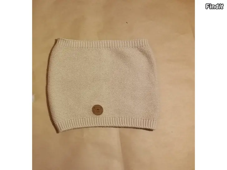 Myydään HM tuubihuivi peessi -3e