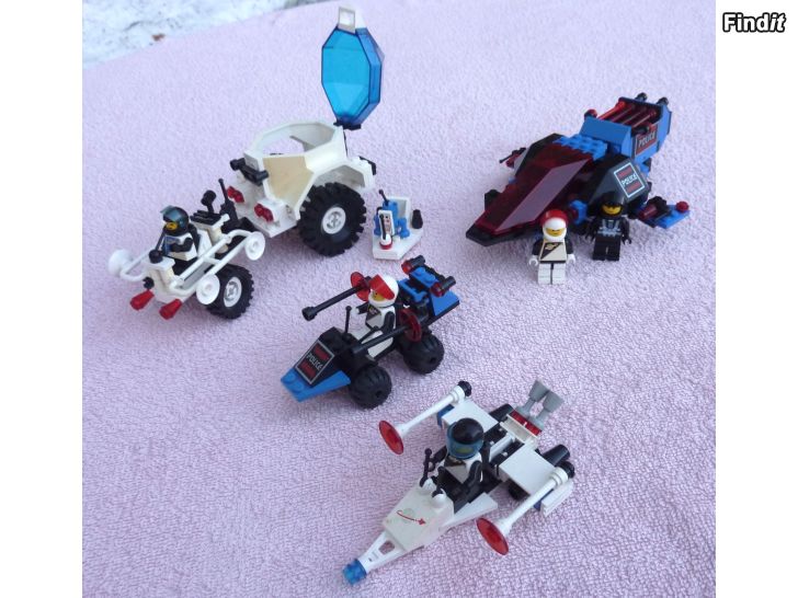 Myydään Lego Space 1980 luvulta 4 erilaista