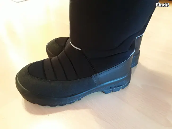 Säljes Kuomaskor storlek 38