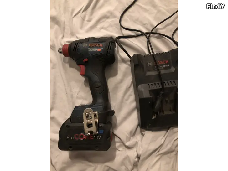 Myydään Bosch 2in1 akkuväännin