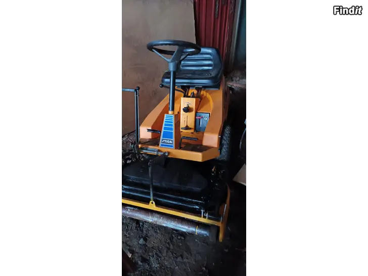 Myydään Stiga ajoleikkuri