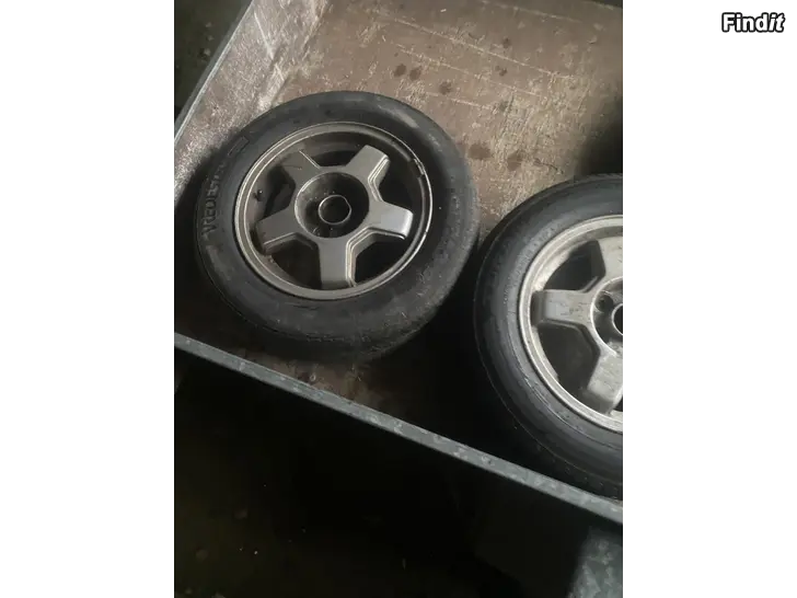 Säljes Volvo turbo fälgar