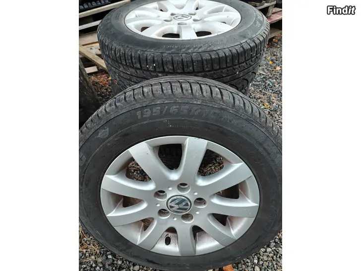 Säljes Vw fälgar 15tum 5x112